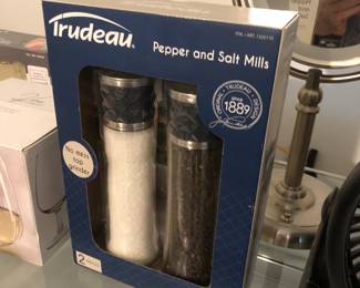 salt and pepper shakers