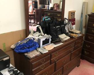 dresser