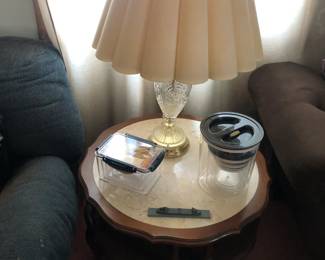 end table/lamp