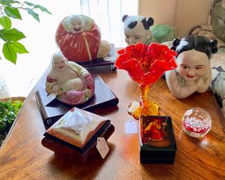 world travel collectibles