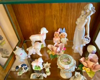 world travel collectibles