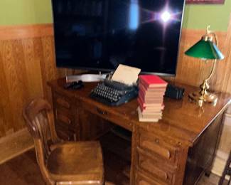 Oak DESK 