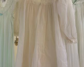 1960's Peignoir set 