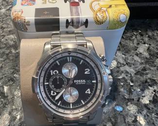 NEW Fossil Watch with original case. 