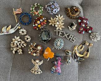 Just some of the great brooches you will find at this home most are vintage. Some are newer.