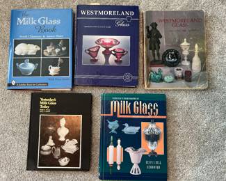 Beautiful Coffee Table antique books