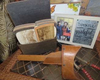 Antique view finder with postcards.