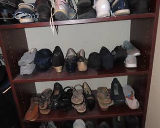 Ladies shoes and sandals and slippers size 8.