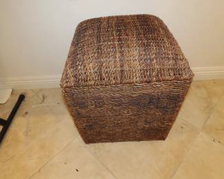 Rope stool.
