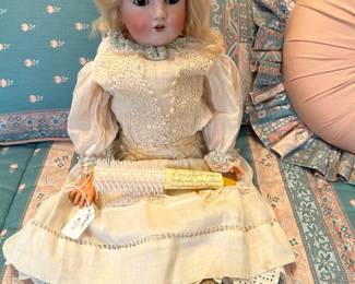 Antique bisque doll was appraised at $600