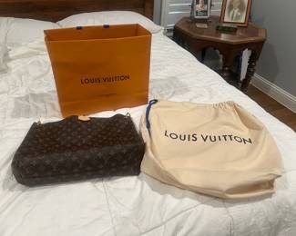 Louis Vuitton Todd handbag with purse bag and gift bag