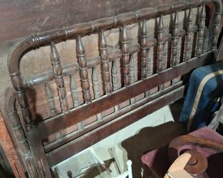 Jenny Lind bed frame