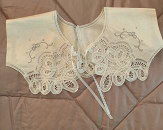 vintage collar
