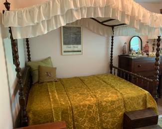 walnut canopy bed, vintage gold spread