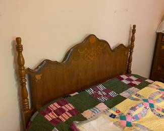 Art Deco bed -full
