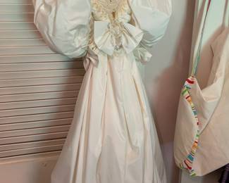1980s wedding gown