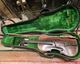 decorative violin