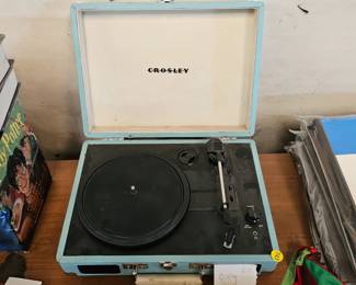 RECORD PLAYER
