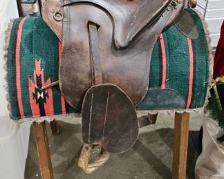 SADDLE