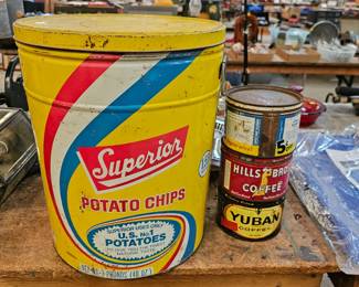 VINTAGE METAL TINS