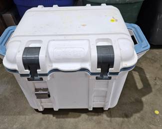 OTTER BOX COOLER