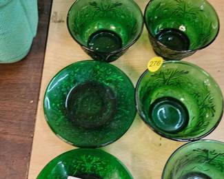 GREEN GLASSWARE