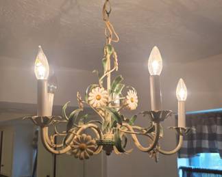 Toleware Lamp, Must be removed after the sale not during the sale