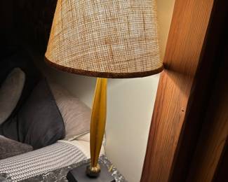 Resin lamp