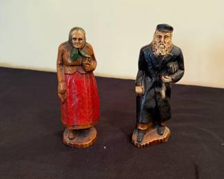 Jewish Bubbe and Zaydi Figurines
