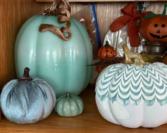 turquoise pumpkin decor