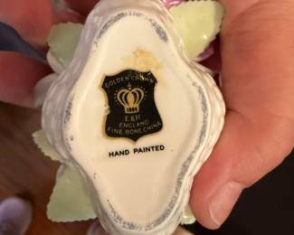 Golden Crown porcelain flower basket