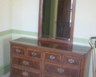 DREXEL DRESSER