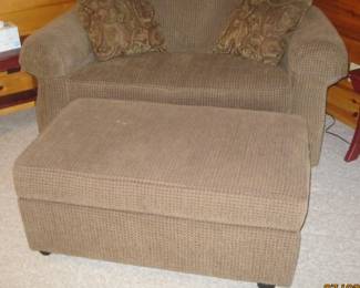 HIDEABED LOVESEAT OTTOMAN