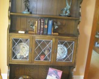 BOOKSHELF CHINA CABINET