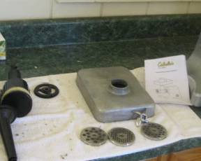 CABELOS MEAT GRINDER