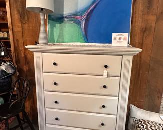 Dresser set