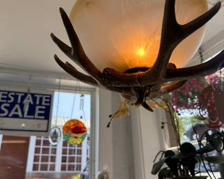 Adirondack Antler Lamp