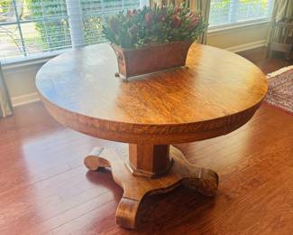 Tiger Oak Pedestal Dinette Table