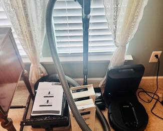 Sebo Vacuum, Shark Robot Vacuum