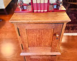 Tiger Oak Album Chest