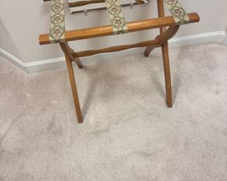 Luggage Stand