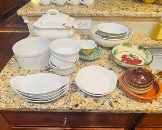 Various Dinner/Serving Pieces
