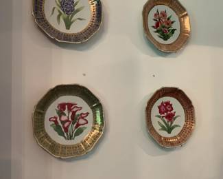 Decorative plates 