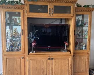 Entertainment cabinet 