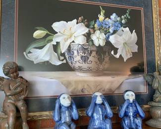 Blue and white monkeys, blue and white picture
