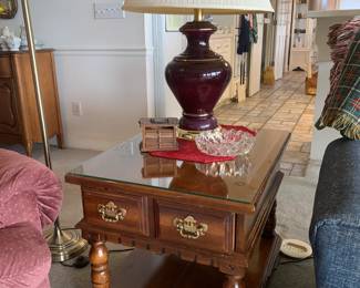 end table, table lamp 