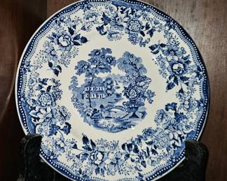 Tonquin plate