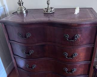 Accent piece with leather top