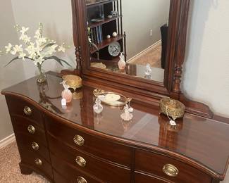 Mahogany dresser