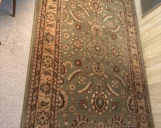 LARGE RUG  HAS MATCHING SMALL RUGS (NEXT PIC)